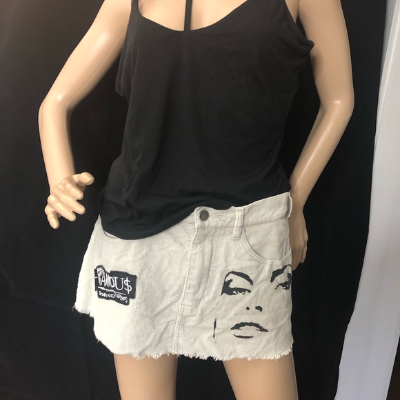 Famous Stars & Straps mini skirt Milla Jovovich - Picture 1 of 10